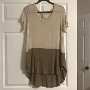V-neck shirt